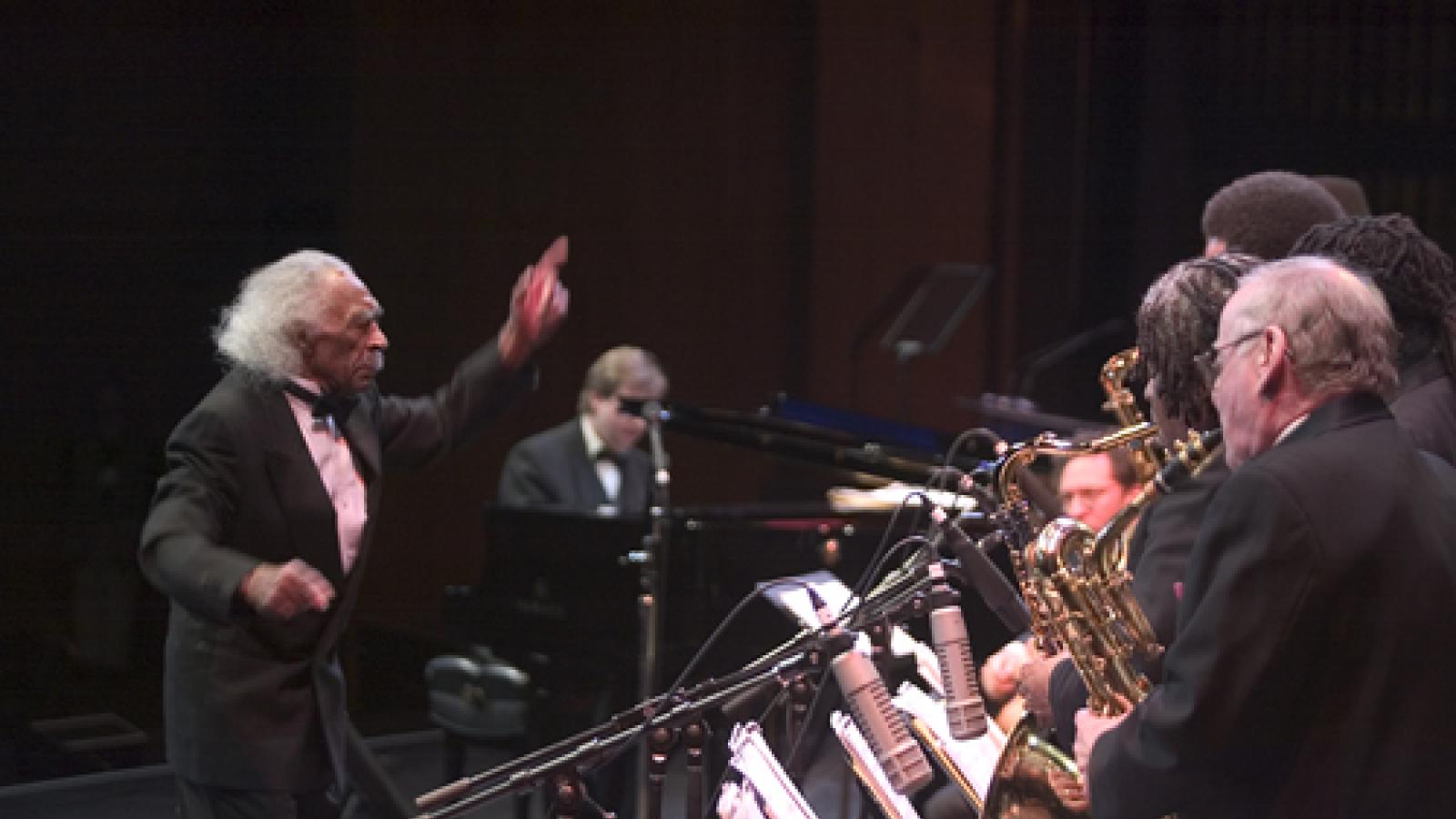 Gerald Wilson conducts the orchestra