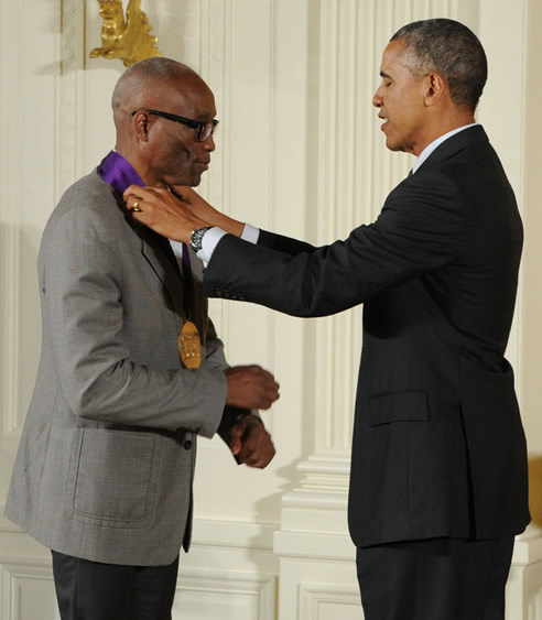 Bill T. Jones receiving the National Medal of Arts from Barack Obama