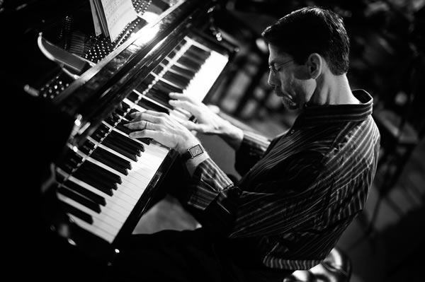 Fred Hersch at the piano