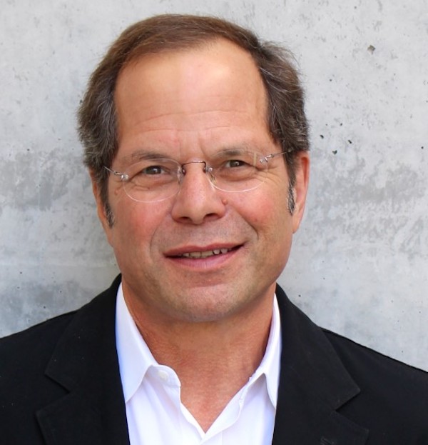 Headshot of a man.