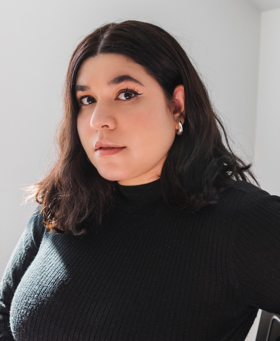 Headshot of a woung woman.
