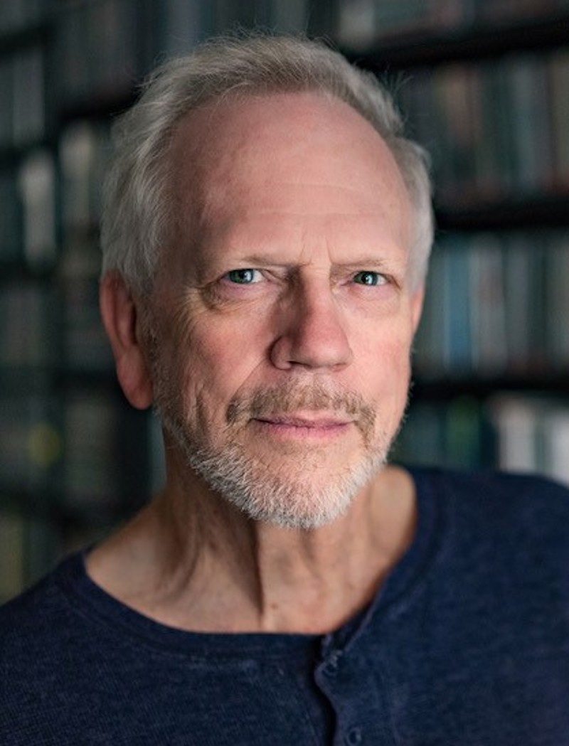 Headshot of a man.