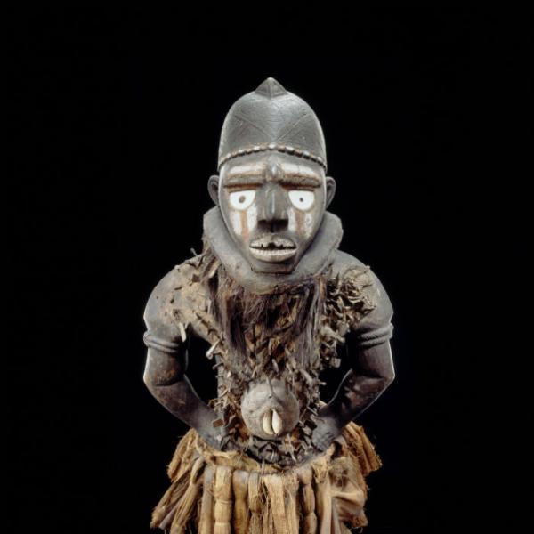 Small African nkisi figure