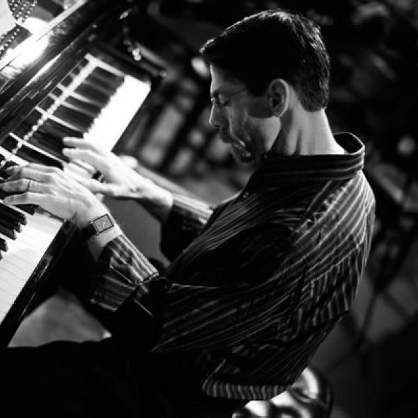 Fred Hersch at the piano