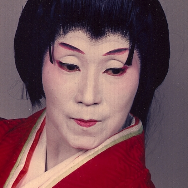Headshot of a woman.