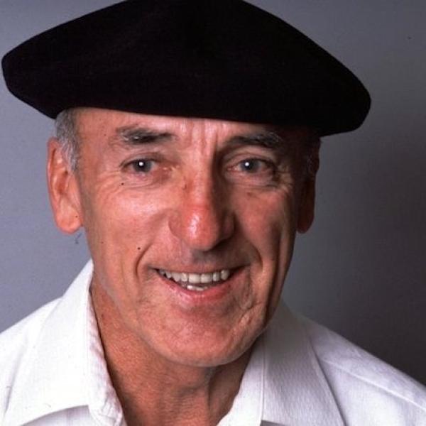 Headshot of a man.