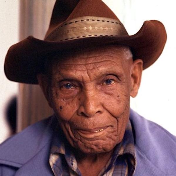 Headshot of a man.