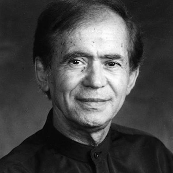 Headshot of a man.