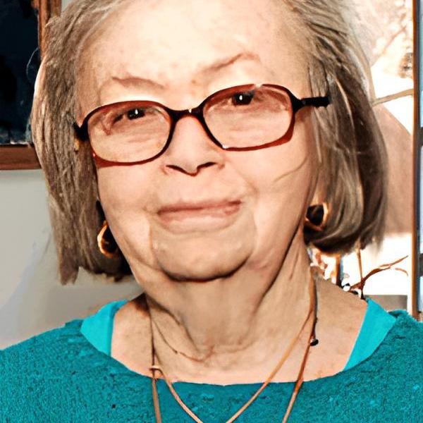 Headshot of a woman.