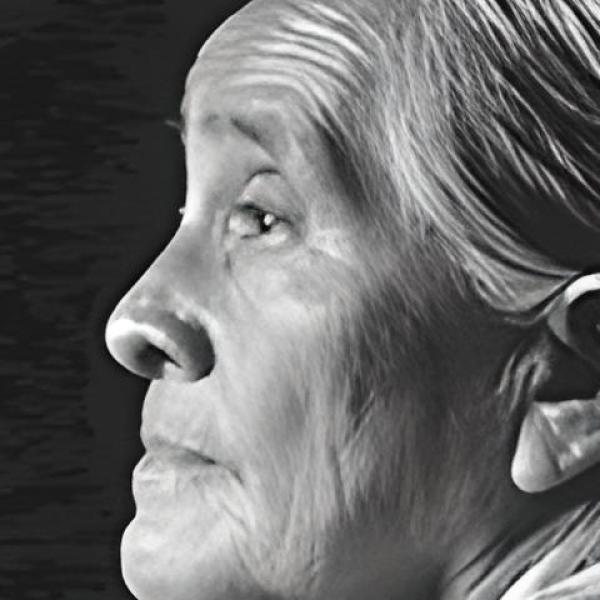 Headshot of a woman.