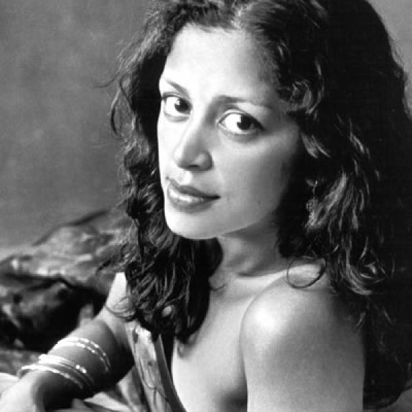Aimee Nezhukumatathil