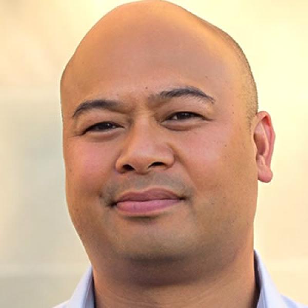 Oliver de la Paz