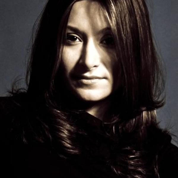 Dina Nayeri