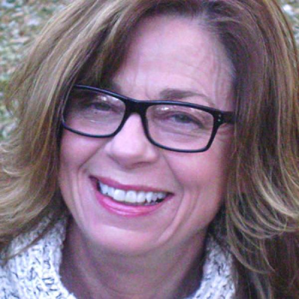 Amy Knox Brown