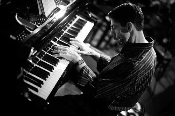 Fred Hersch at the piano