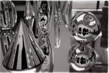 Reflective chrome shapes 