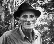 HeAdshot of a man.