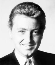 Headshot of a man.