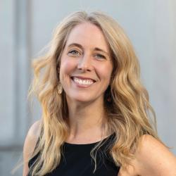 headshot of a woman.