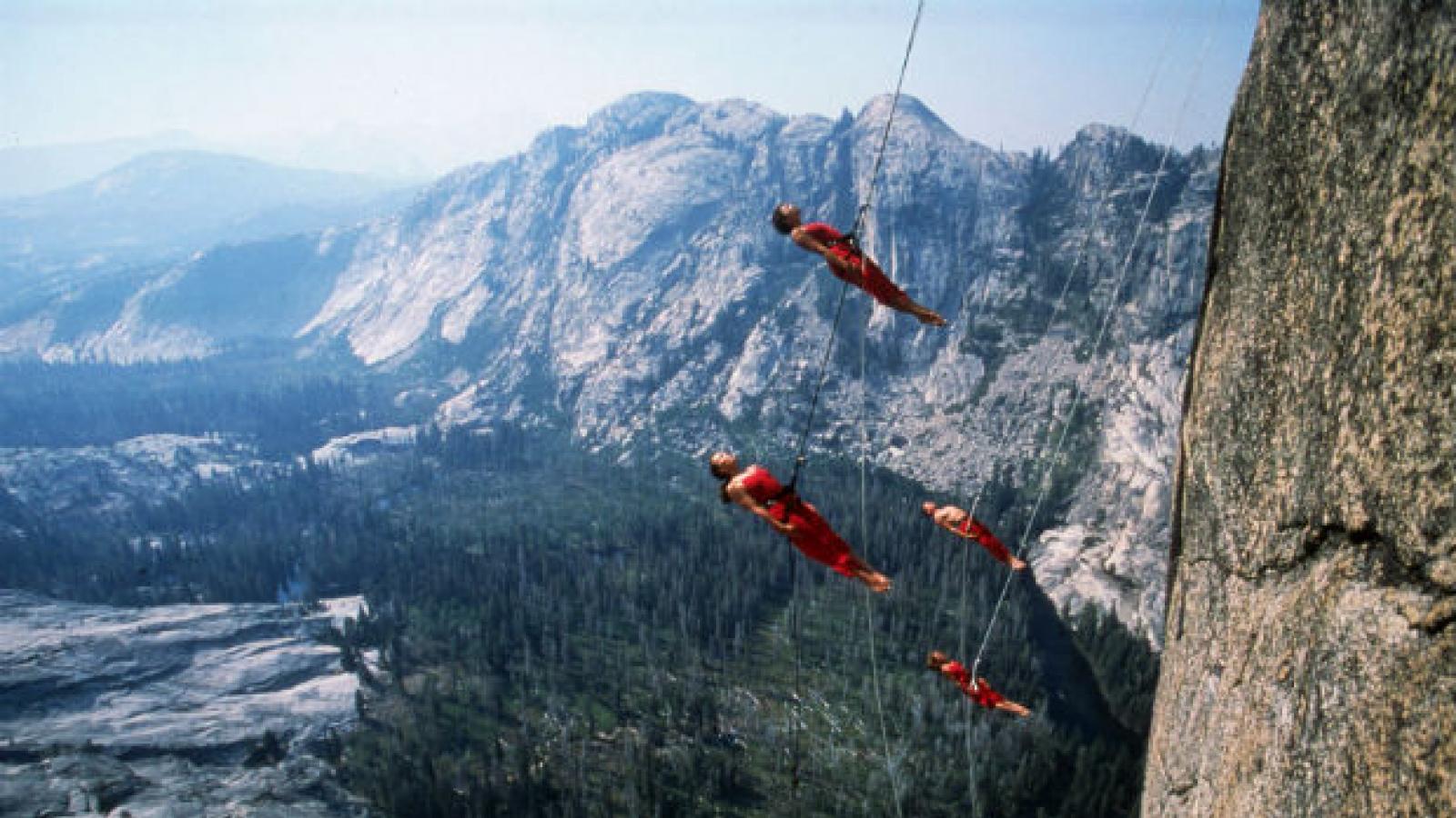 BANDALOOP performs "Crossings" at Yosemite NP Dancers on mountain