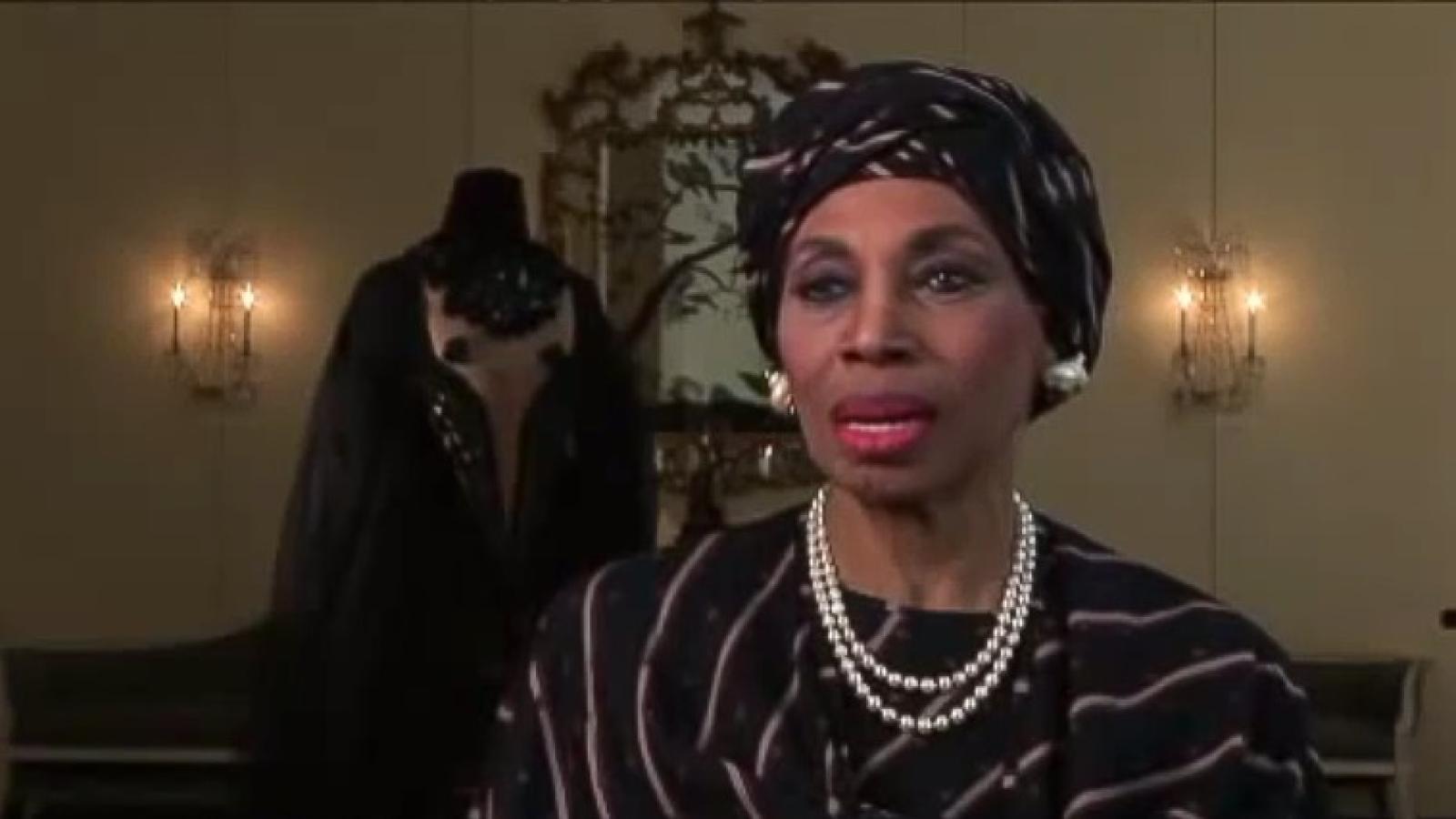 Headshot of Leontyne Price