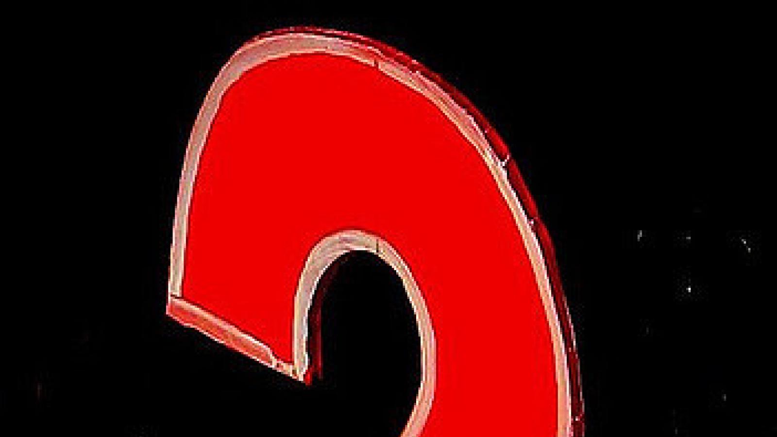 photograph of a red question mark