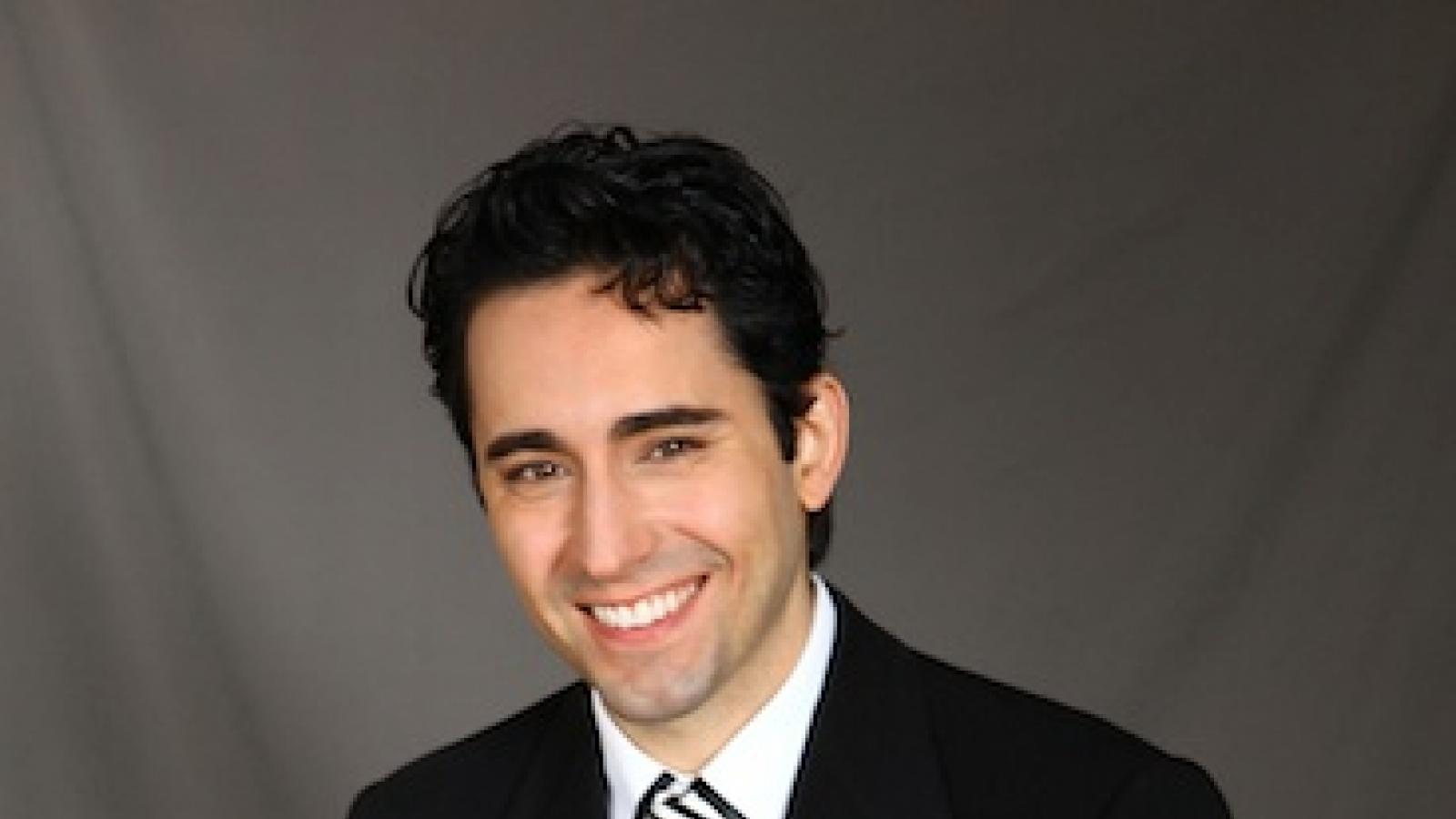John Lloyd Young. Photo by Jeff Fasano