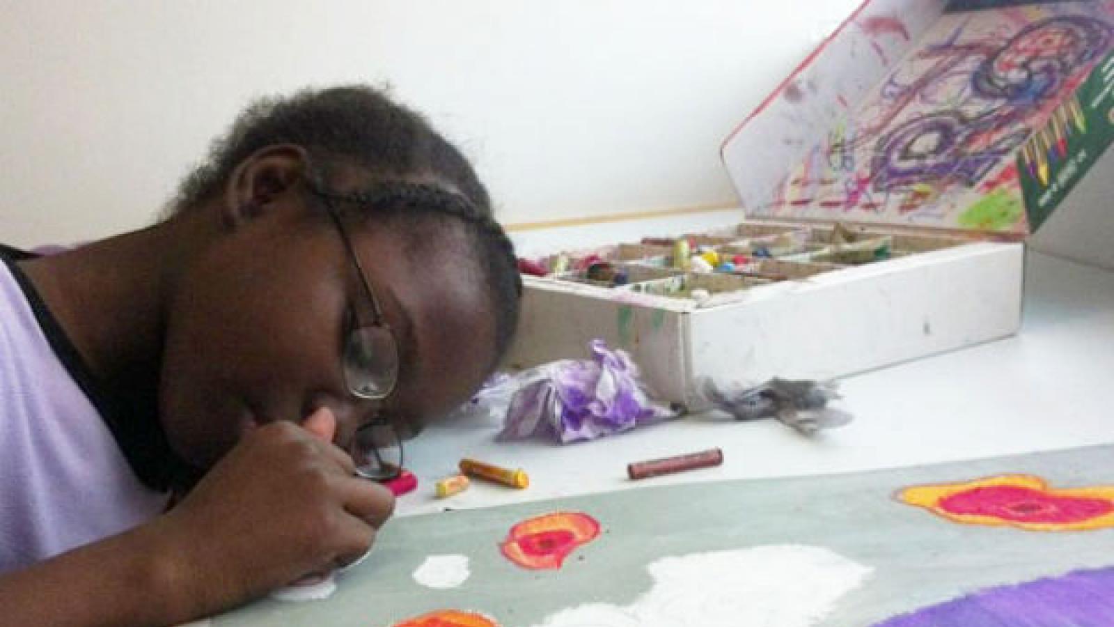 A child painting