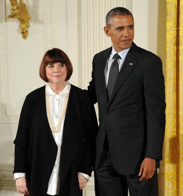 Linda Ronstadt receiving an award from Barack Obama