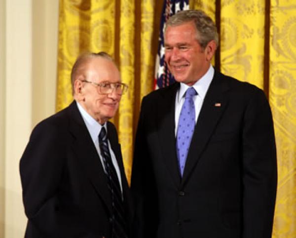 The 2007 National Medal of Arts was awarded to guitarist and innovator Les Paul and presented by President Bush on November 15, 2007 in an East Room ceremony. 