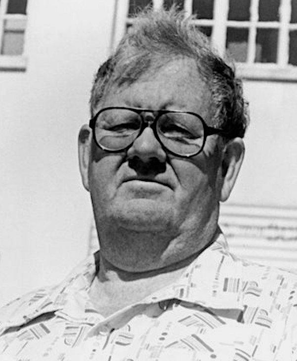 Headshot of a man.