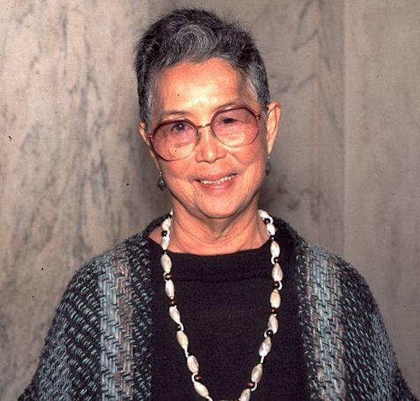 Headshot of a woman.