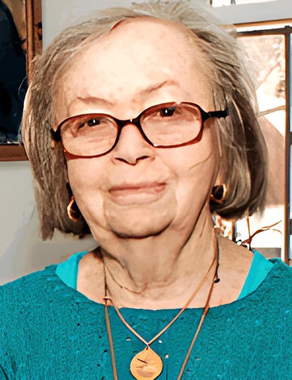Headshot of a woman.