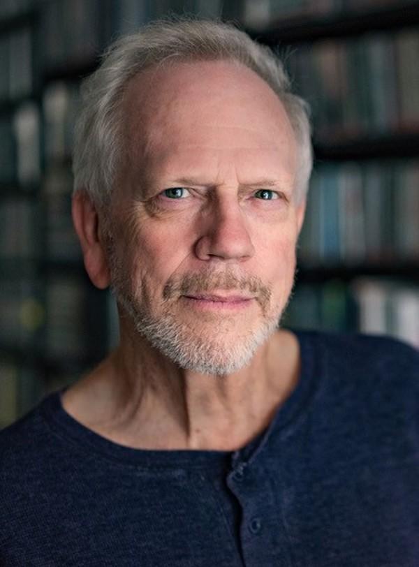 Headshot of a man.