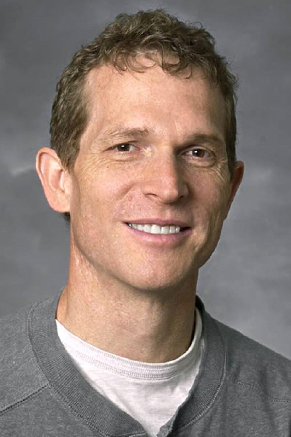 Lance Larsen