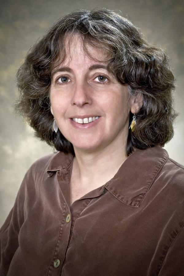 Simone Zelitch